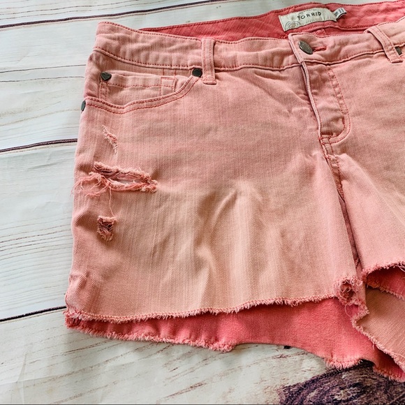 Torrid stretchy Distressed ripped Cut Off shorts - Picture 2 of 8